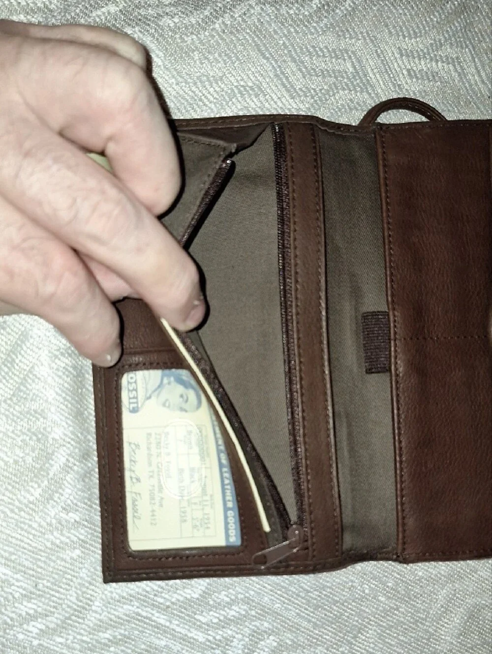 Fossil Brown Pebbled Leather Crossbody Wallet